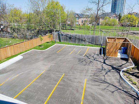 3rd image of 20 West St #2