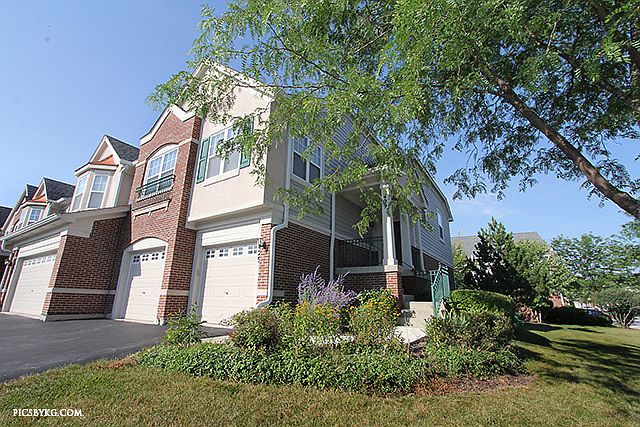 1st image of 429 Pine Lake Cir