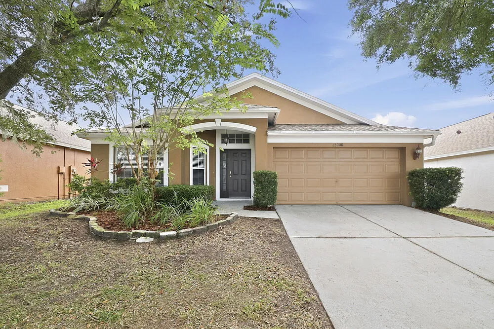 3 bed, 2.0 bath, 1839 sqft, $2,685 — Photo 1