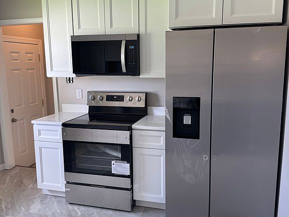 5th image of 6524 N 86th St