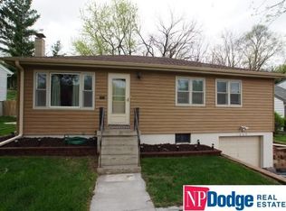 1809 Madison St, Omaha, NE 68005