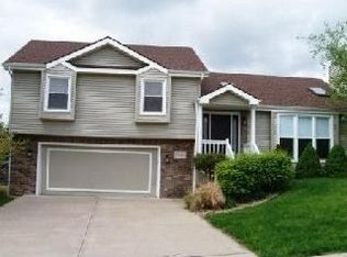10100 NW 86th St, Kansas City, MO 64153