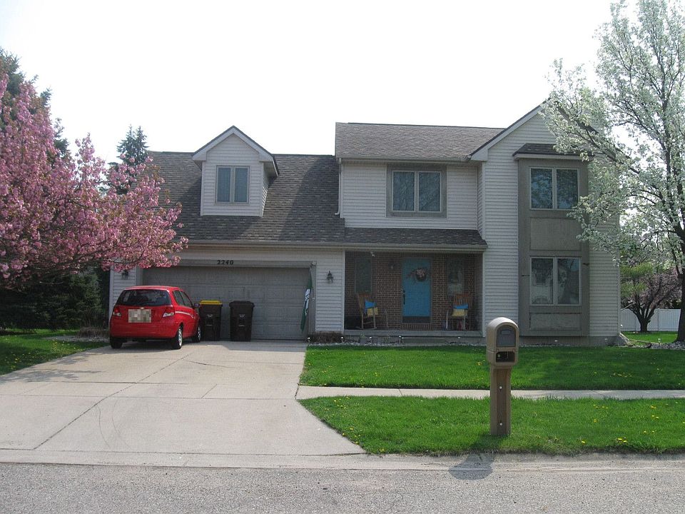1st image of 2240 Moorwood Dr