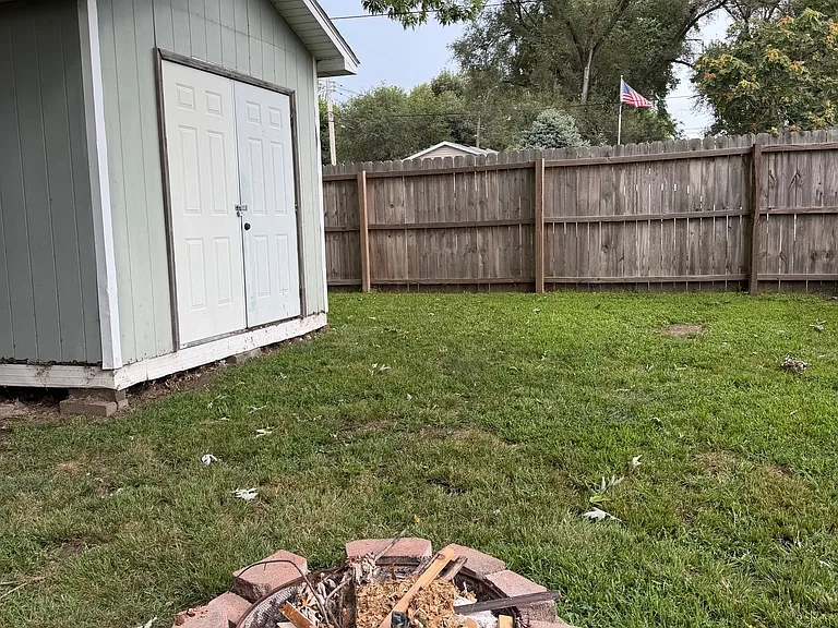 535 Bowman Ave — Photo 8