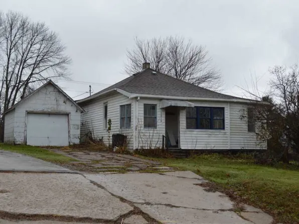 1010 Nachreiner Ave, Plain, WI 53577