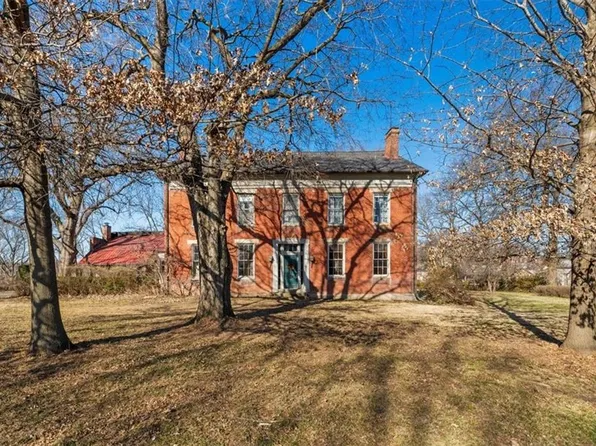 518 Wellington St, Richmond, MO 64085