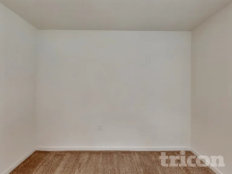 443 Underwood Trl — Photo 10