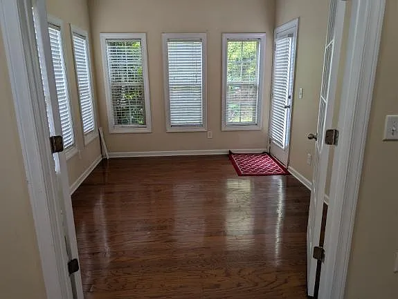 7038 Walham Grv #1 — Photo 12