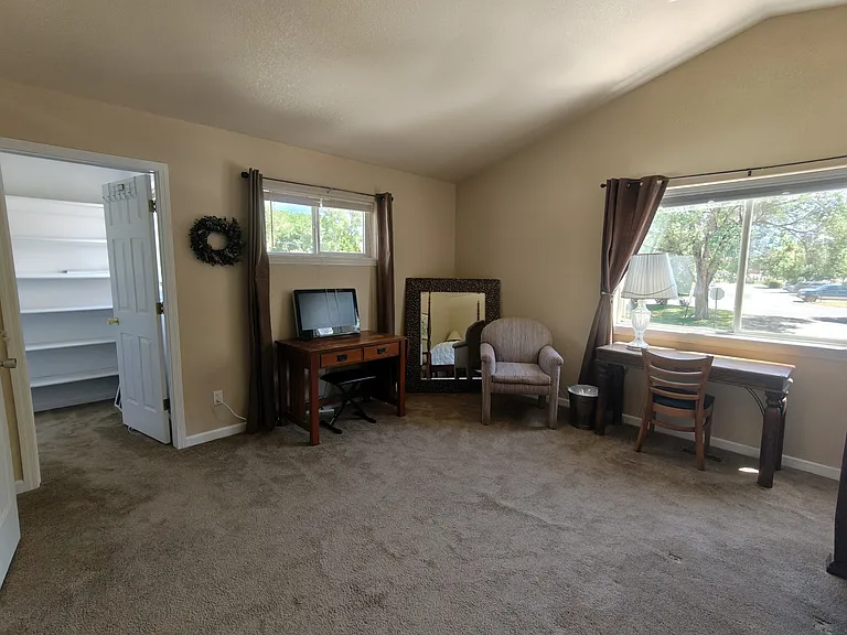 951 Euclid Ave #1 — Photo 15