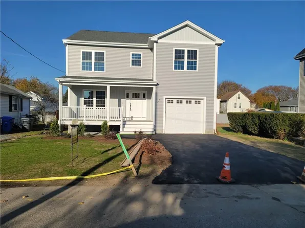 36 Miles Ave, East Providence, RI 02914