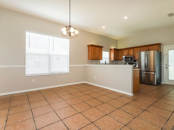 5th image of 6413 Ashville Dr