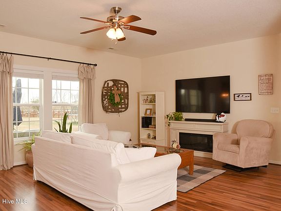 4th image of 107 Mulberry Court
