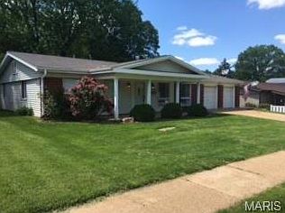 2755 Derhake Rd Florissant MO 63033 Zillow