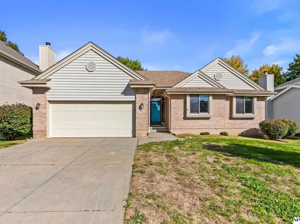 13512 Sahler St, Omaha, NE 68164