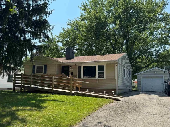 218 Acewood Boulevard, Madison, WI 53714