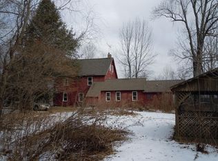 31 Smith Rd, Chesterfield, MA 01012