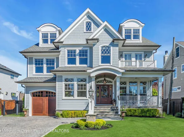 11 Crescent Drive, Brielle, NJ 08730