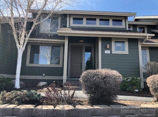 1403 Highland View Loop, Redmond, OR 97756