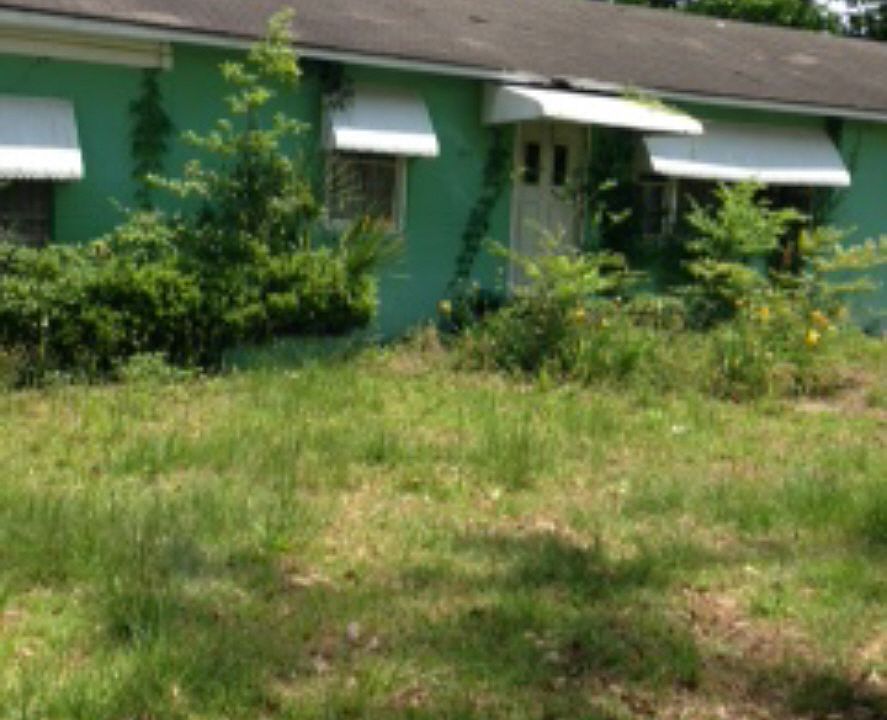 1st image of 103 Hazelton St