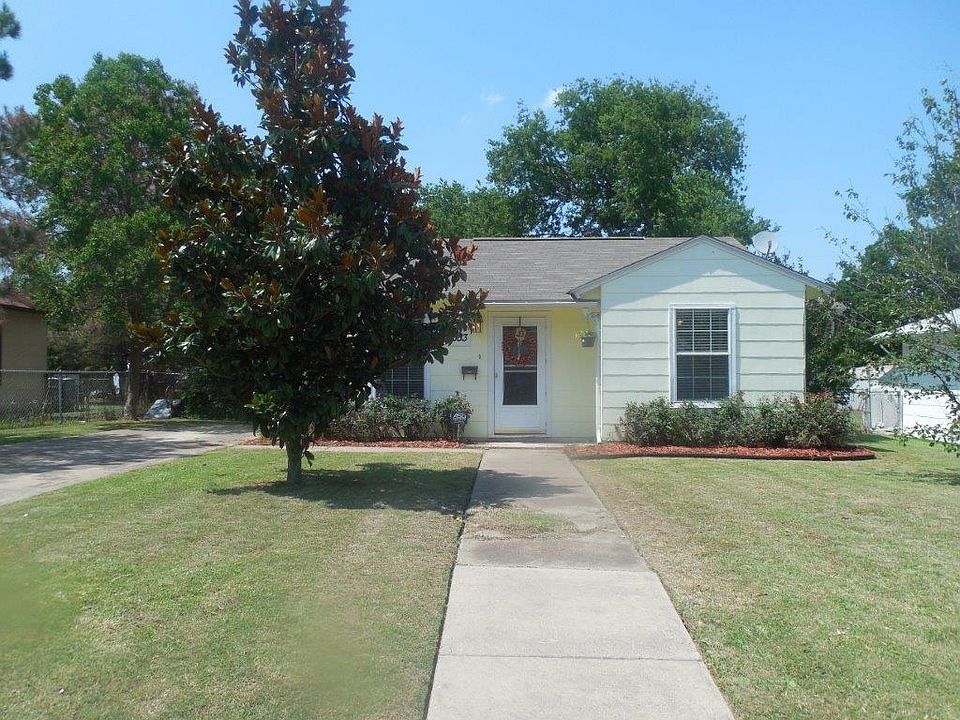 1st image of 1653 Glenn Dr