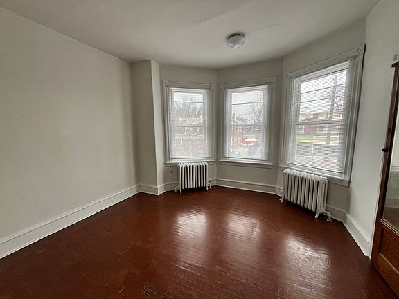 2nd image of 142 W Olney Ave Floor 2