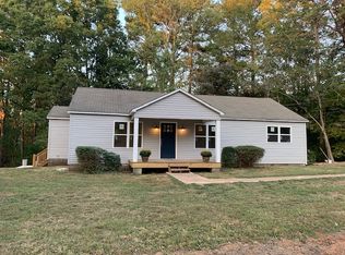 6817 Mineral Bluff Hwy, Mineral Bluff, GA 30559