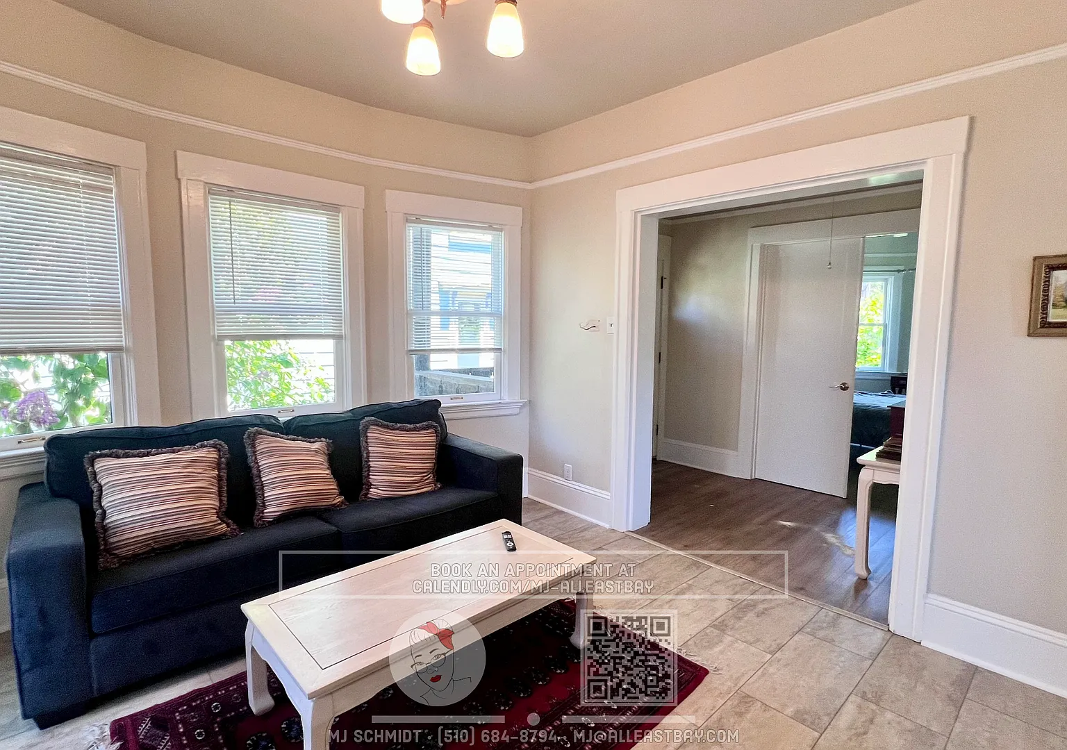 Large top floor 3 bedroom fully furnished walking distance to UC Berkeley Campus! — Photo 4