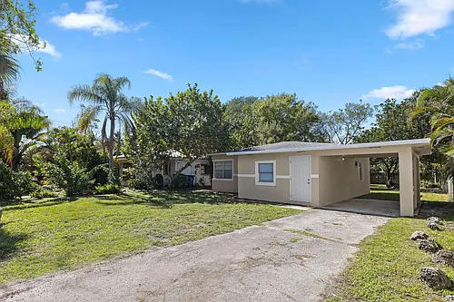 1409 NW 7th Ave Photo 1
