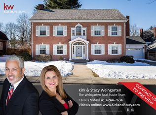 25 Riverview Ter, Springfield, MA 01108