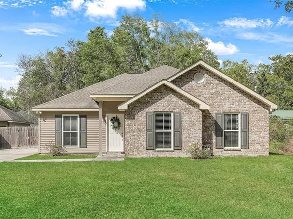 27447 Vela Ln, Lacombe, LA 70445
