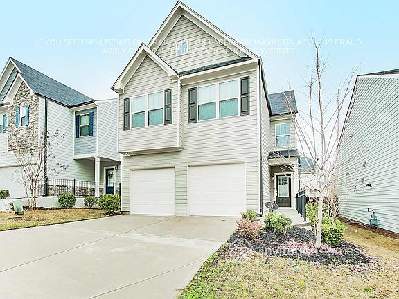 3rd image of 3941 Lake Manor Way