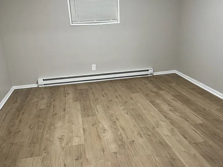6028 Laurel Hall Dr — Photo 4