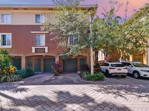2945 NE 185th St APT 1407, Aventura, FL 33180