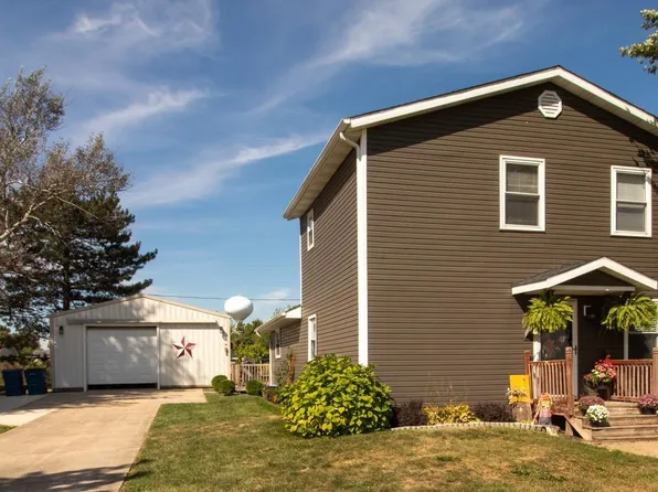 422 Fairmount Ave, Fairmount, IN 46928