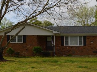 200 Muriel Hooks Dr, Goldsboro, NC 27530
