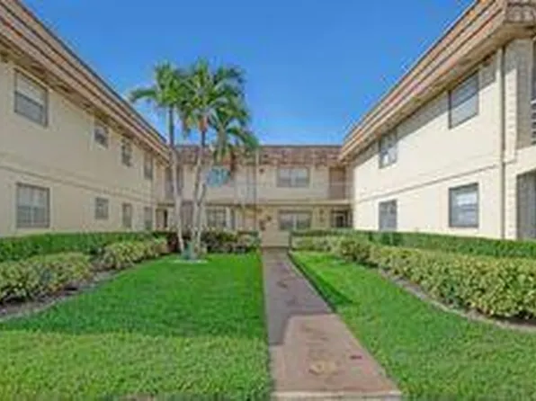 81 Saxony Cir #B, Delray Beach, FL 33446