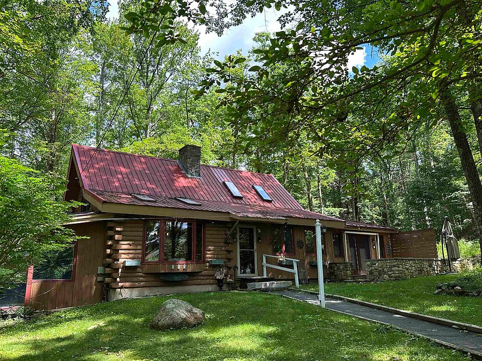 1st image of 220 Monadnock Street