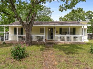 6111 County Road 2610, Ivanhoe, TX 75447