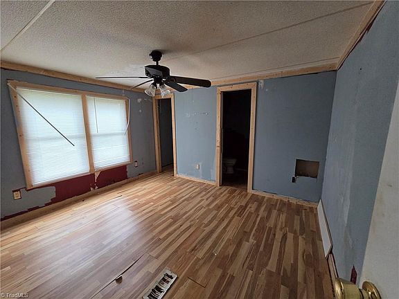 4th image of 114 Red Kirby Rd