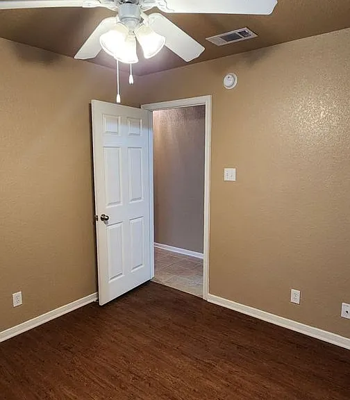 4805B Heather Ln — Photo 9