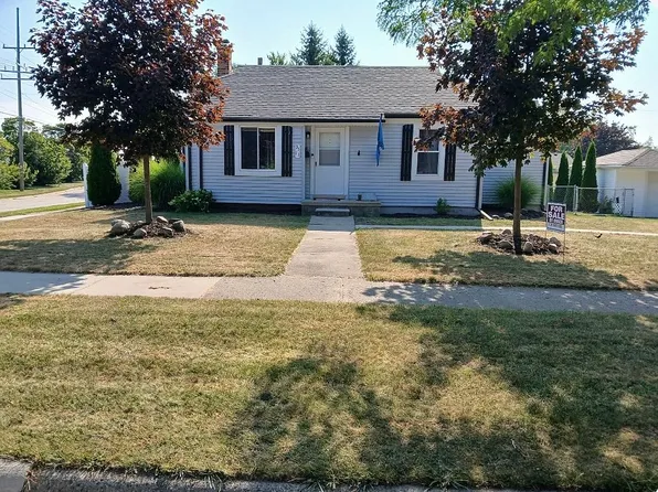 3511 Barry St, Wayne, MI 48184