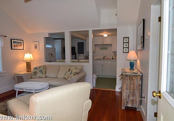 4th image of 124 Skiff Ave #E10