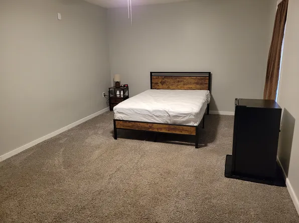 (undisclosed Address), Midlothian, VA 23112