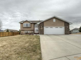9850 Kingsbury Ct, Summerset, SD 57718