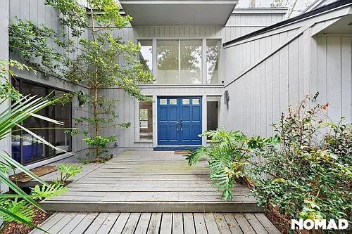 5314 Oak Bay Dr E Photo 1