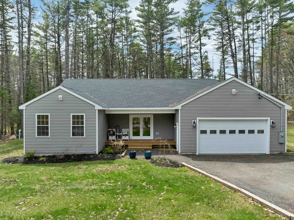 185 Town House Road, Effingham, NH 03882