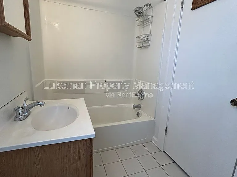 3013 Portage St #2 — Photo 8