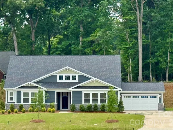 2643 Mabel Ln, Monroe, NC 28110