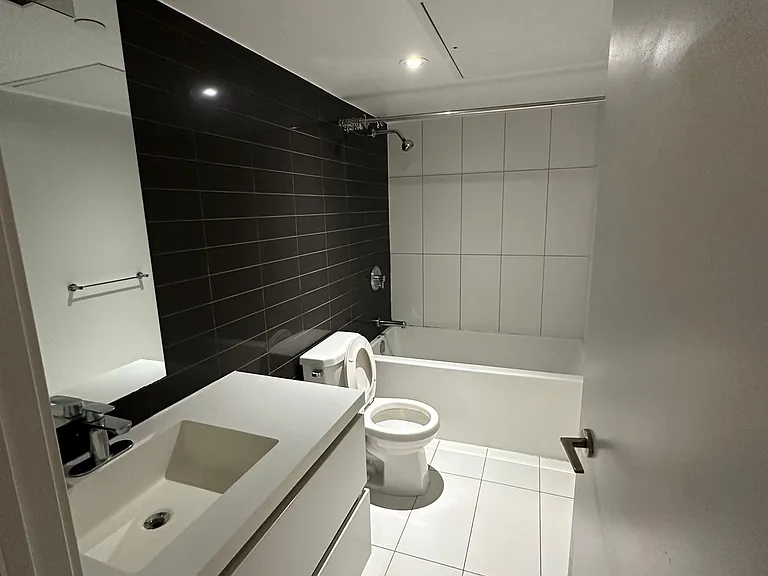 85 Queens Wharf Rd #717 — Photo 5