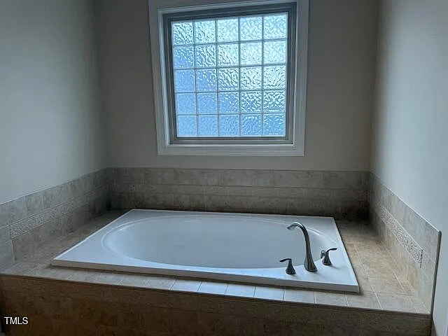 804 Greystone Crest Way — Photo 8